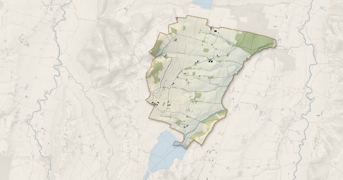 Portrait cartographique de Peyret-Saint-André : relief, eau, forêts, bâti et voies, calculés à partir des données de l'IGN