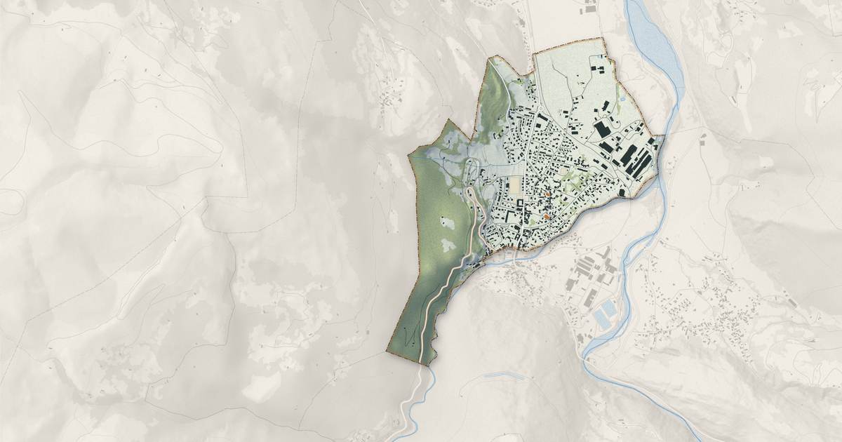Portrait cartographique de Pierrefitte-Nestalas : relief, eau, forêts, bâti et voies, calculés à partir des données de l'IGN