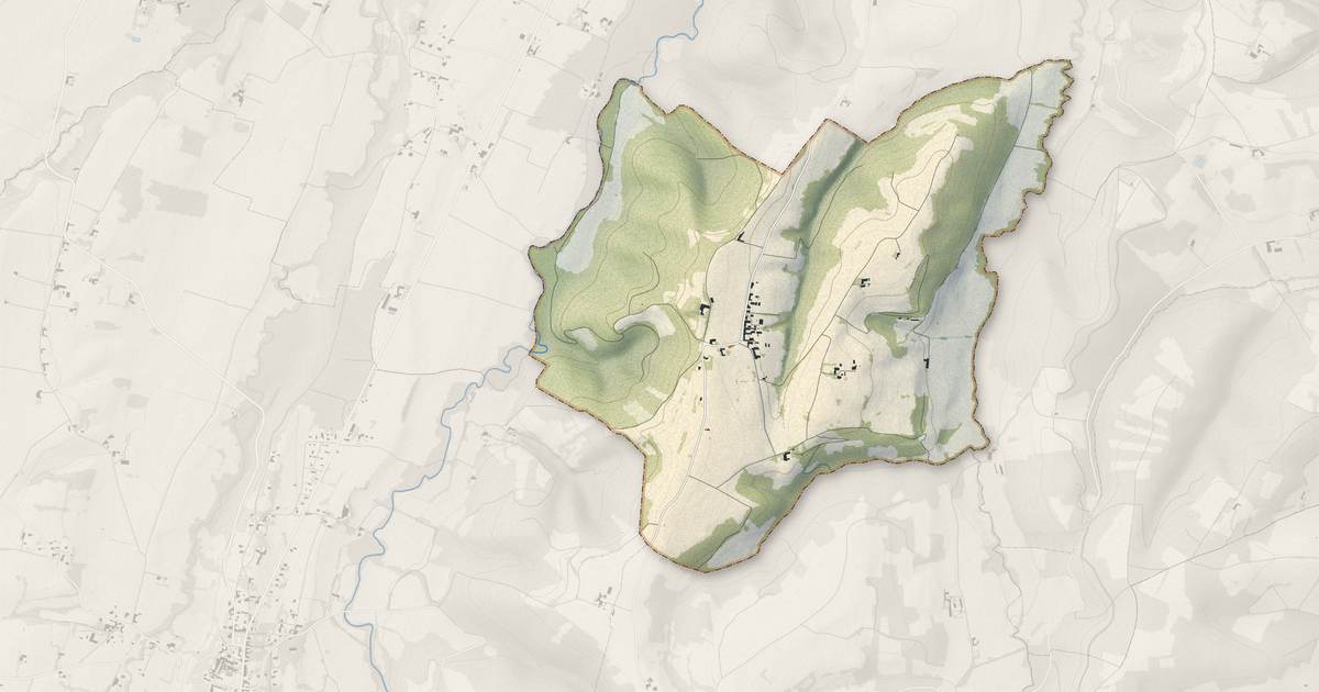 Portrait cartographique de Sabarros : relief, eau, forêts, bâti et voies, calculés à partir des données de l'IGN