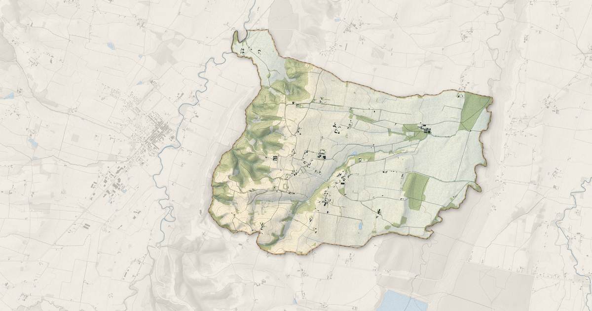 Portrait cartographique de Sadournin : relief, eau, forêts, bâti et voies, calculés à partir des données de l'IGN