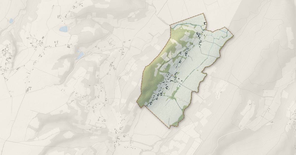 Portrait cartographique de Sanous : relief, eau, forêts, bâti et voies, calculés à partir des données de l'IGN