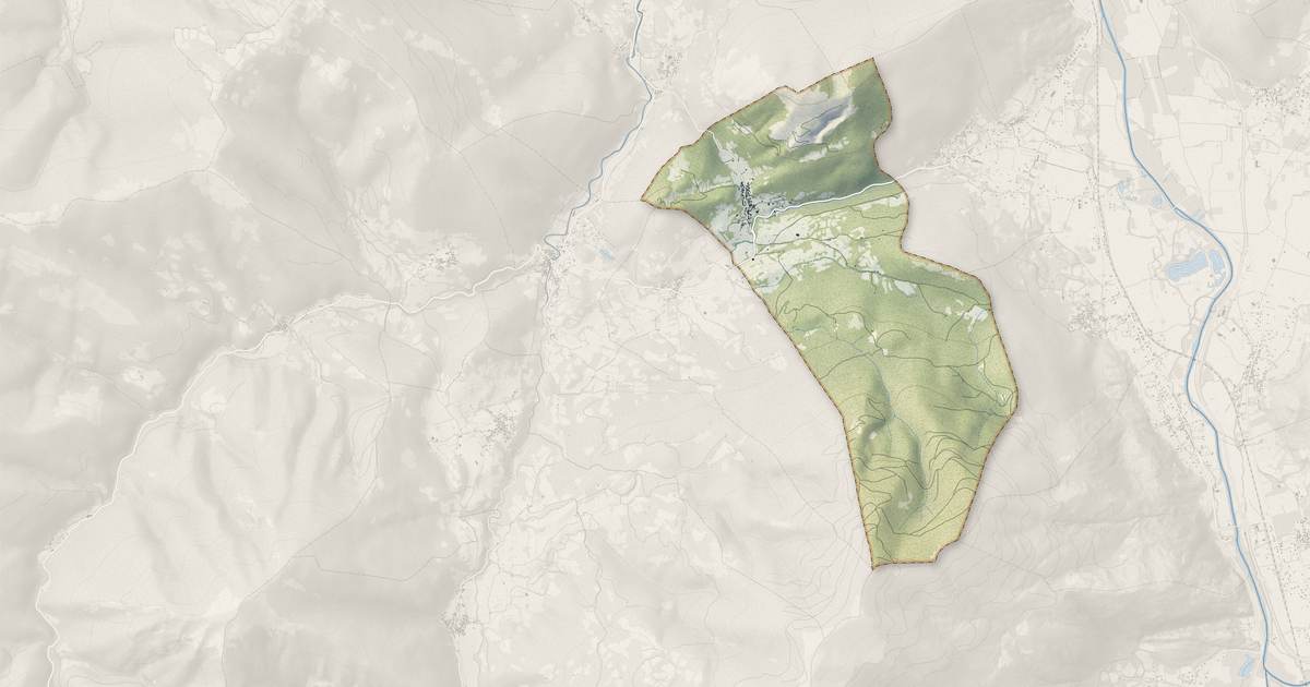 Portrait cartographique de Thèbe : relief, eau, forêts, bâti et voies, calculés à partir des données de l'IGN