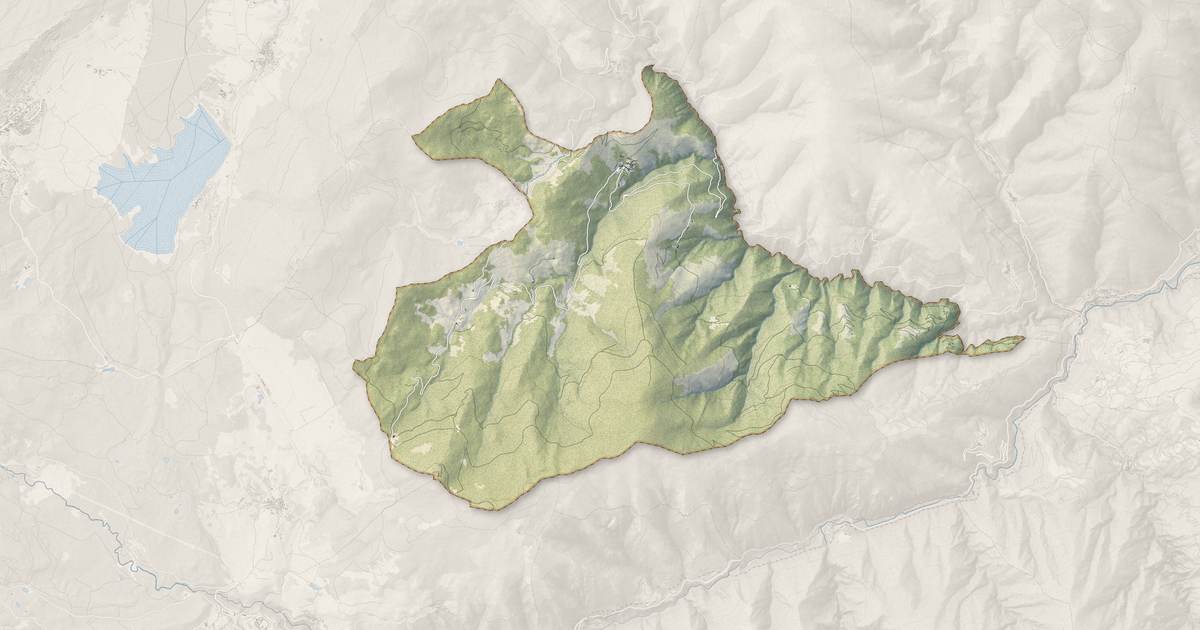 Portrait cartographique de Ayguatébia-Talau : relief, eau, forêts, bâti et voies, calculés à partir des données de l'IGN