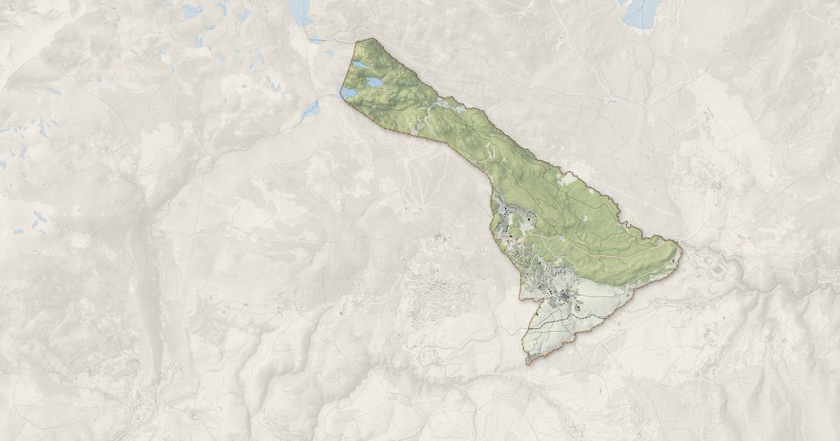 Portrait cartographique de Bolquère : relief, eau, forêts, bâti et voies, calculés à partir des données de l'IGN