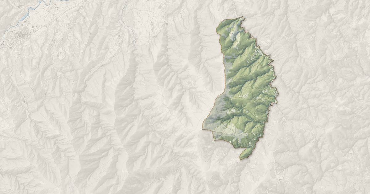 Portrait cartographique de Boule-d'Amont : relief, eau, forêts, bâti et voies, calculés à partir des données de l'IGN