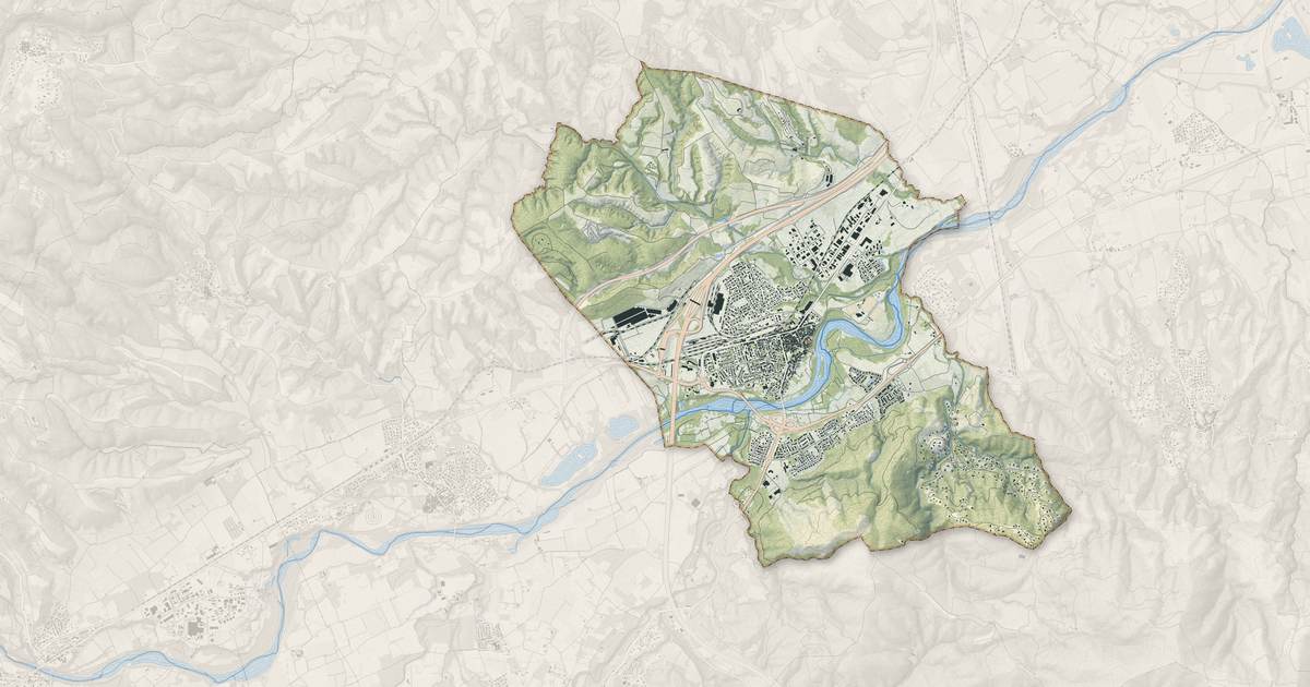 Portrait cartographique de Le Boulou : relief, eau, forêts, bâti et voies, calculés à partir des données de l'IGN