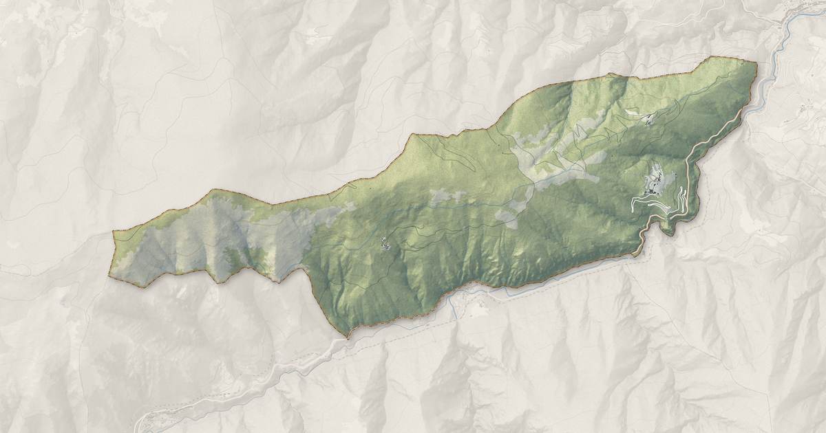 Portrait cartographique de Canaveilles : relief, eau, forêts, bâti et voies, calculés à partir des données de l'IGN