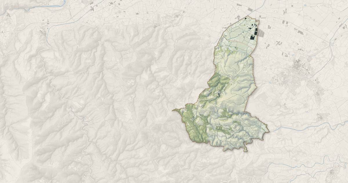 Portrait cartographique de Castelnou : relief, eau, forêts, bâti et voies, calculés à partir des données de l'IGN