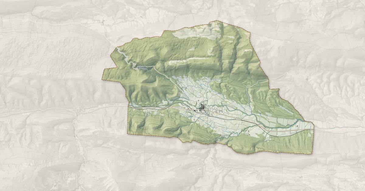 Portrait cartographique de Caudiès-de-Fenouillèdes : relief, eau, forêts, bâti et voies, calculés à partir des données de l'IGN
