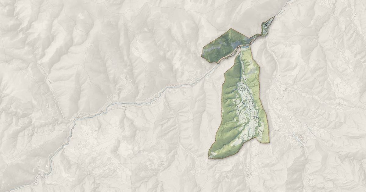 Portrait cartographique de Fuilla : relief, eau, forêts, bâti et voies, calculés à partir des données de l'IGN
