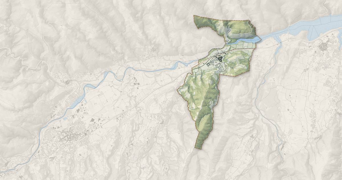 Portrait cartographique de Marquixanes : relief, eau, forêts, bâti et voies, calculés à partir des données de l'IGN