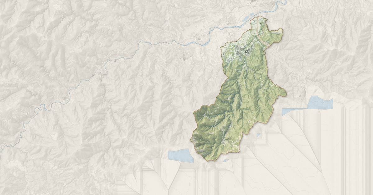 Portrait cartographique de Maureillas-las-Illas : relief, eau, forêts, bâti et voies, calculés à partir des données de l'IGN