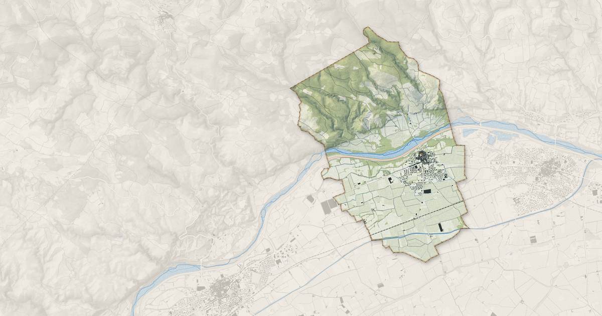 Portrait cartographique de Néfiach : relief, eau, forêts, bâti et voies, calculés à partir des données de l'IGN