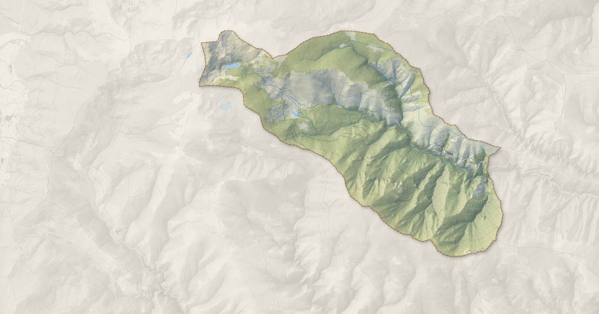 Portrait cartographique de Nohèdes : relief, eau, forêts, bâti et voies, calculés à partir des données de l'IGN