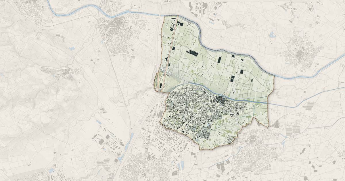 Portrait cartographique de Pia : relief, eau, forêts, bâti et voies, calculés à partir des données de l'IGN