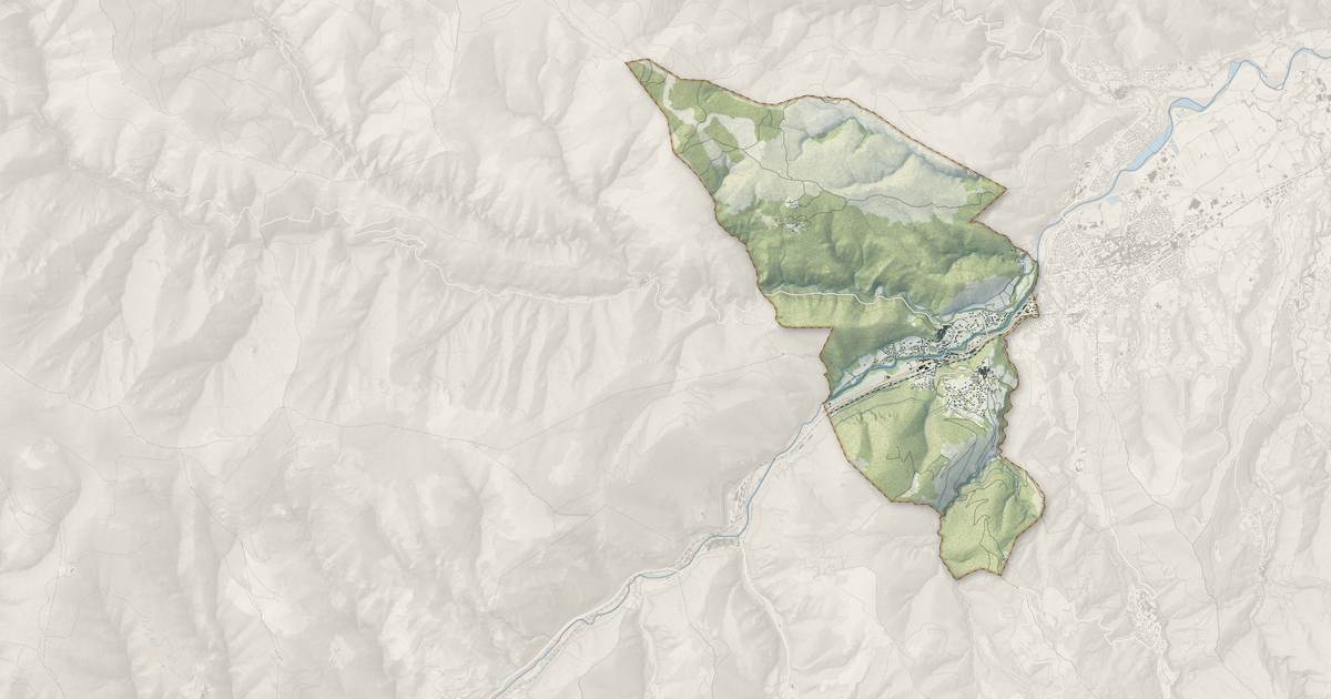Portrait cartographique de Ria-Sirach : relief, eau, forêts, bâti et voies, calculés à partir des données de l'IGN