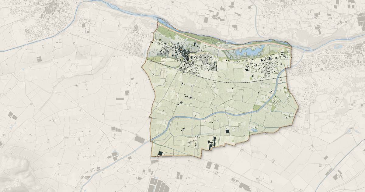 Portrait cartographique de Saint-Féliu-d'Avall : relief, eau, forêts, bâti et voies, calculés à partir des données de l'IGN