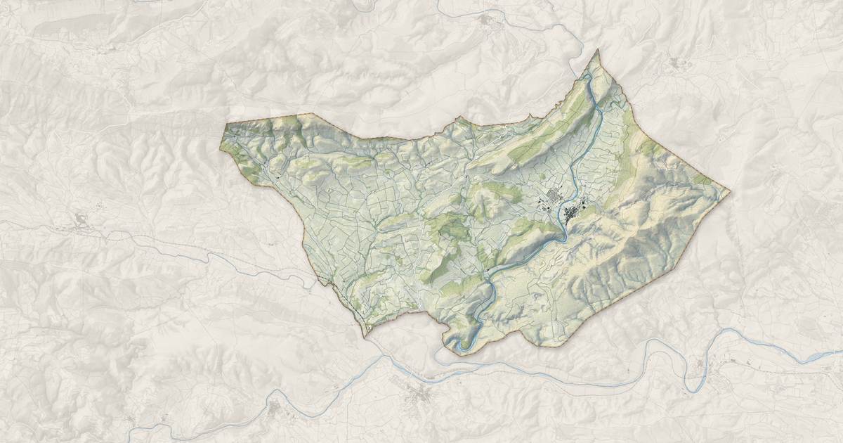 Portrait cartographique de Tautavel : relief, eau, forêts, bâti et voies, calculés à partir des données de l'IGN