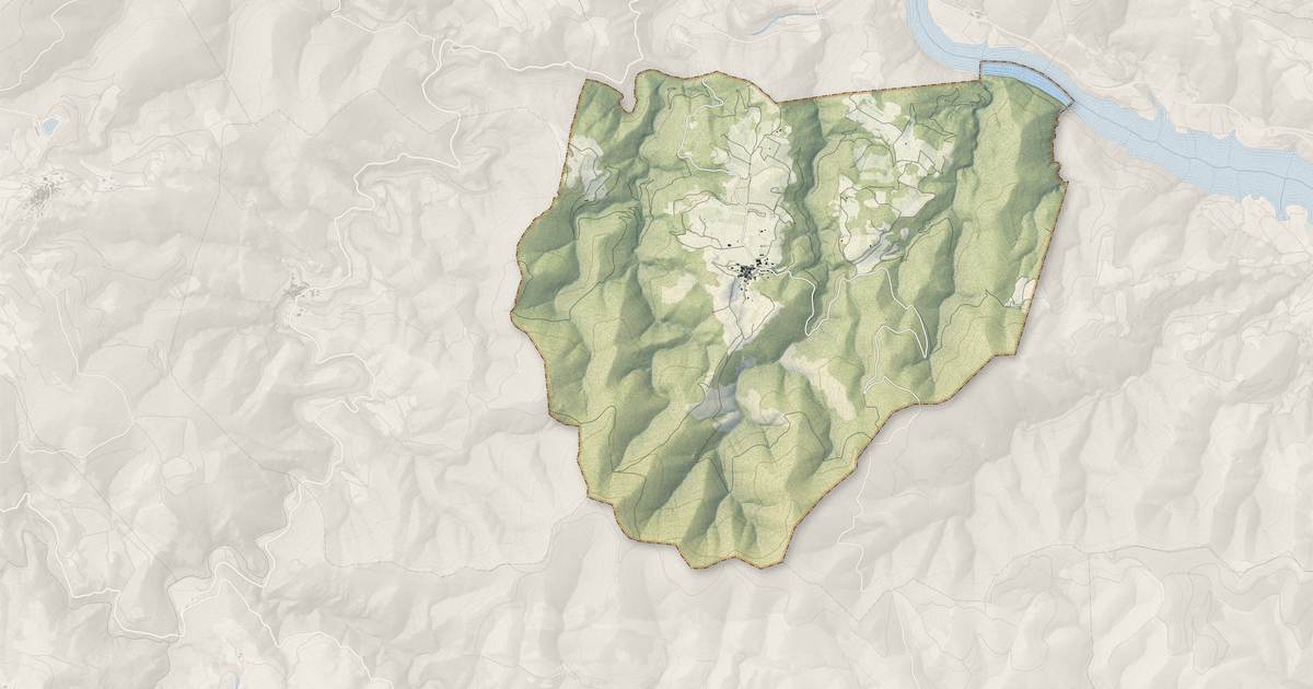 Portrait cartographique de Trilla : relief, eau, forêts, bâti et voies, calculés à partir des données de l'IGN