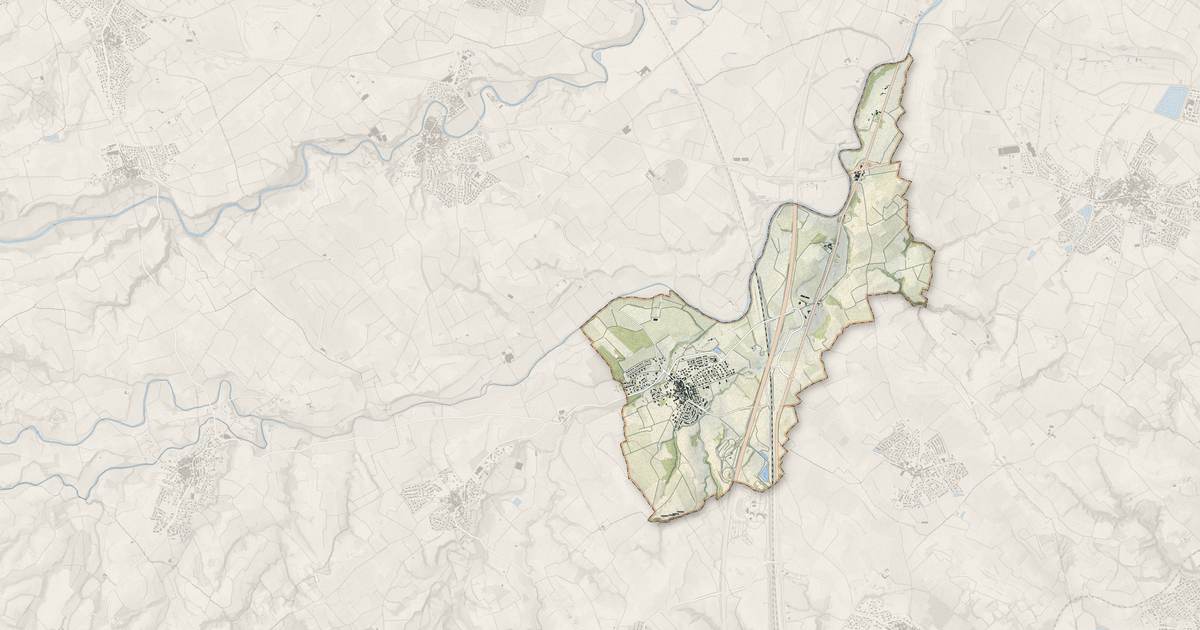 Portrait cartographique de Villemolaque : relief, eau, forêts, bâti et voies, calculés à partir des données de l'IGN