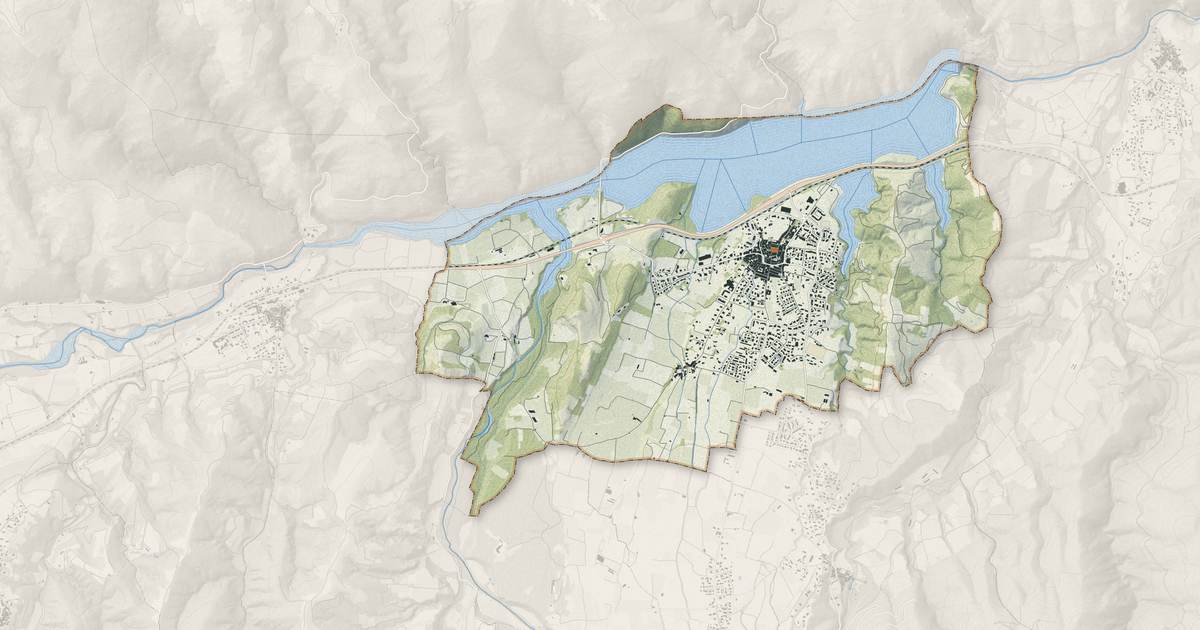 Portrait cartographique de Vinça : relief, eau, forêts, bâti et voies, calculés à partir des données de l'IGN