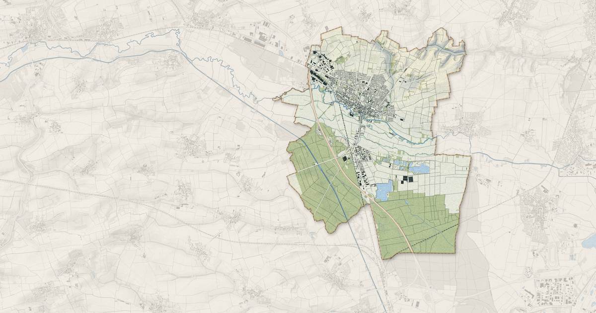 Portrait cartographique de Brumath : relief, eau, forêts, bâti et voies, calculés à partir des données de l'IGN