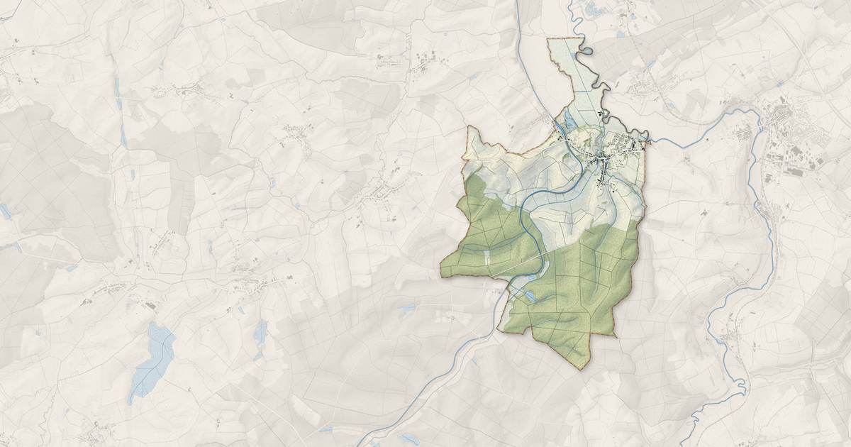 Portrait cartographique de Harskirchen : relief, eau, forêts, bâti et voies, calculés à partir des données de l'IGN