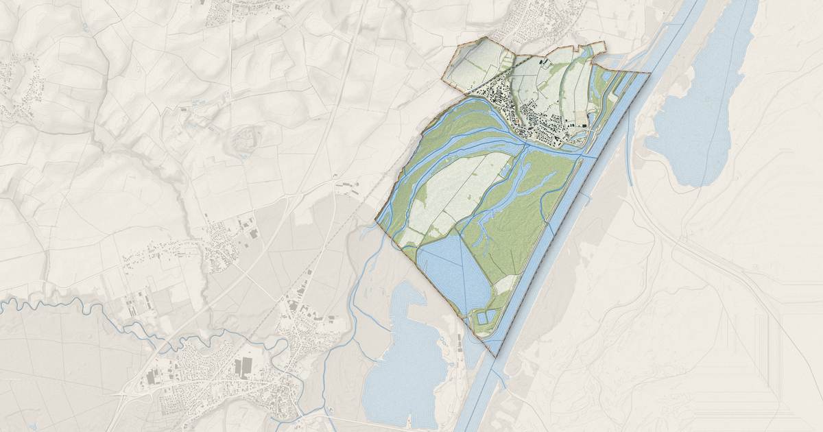 Portrait cartographique de Munchhausen : relief, eau, forêts, bâti et voies, calculés à partir des données de l'IGN