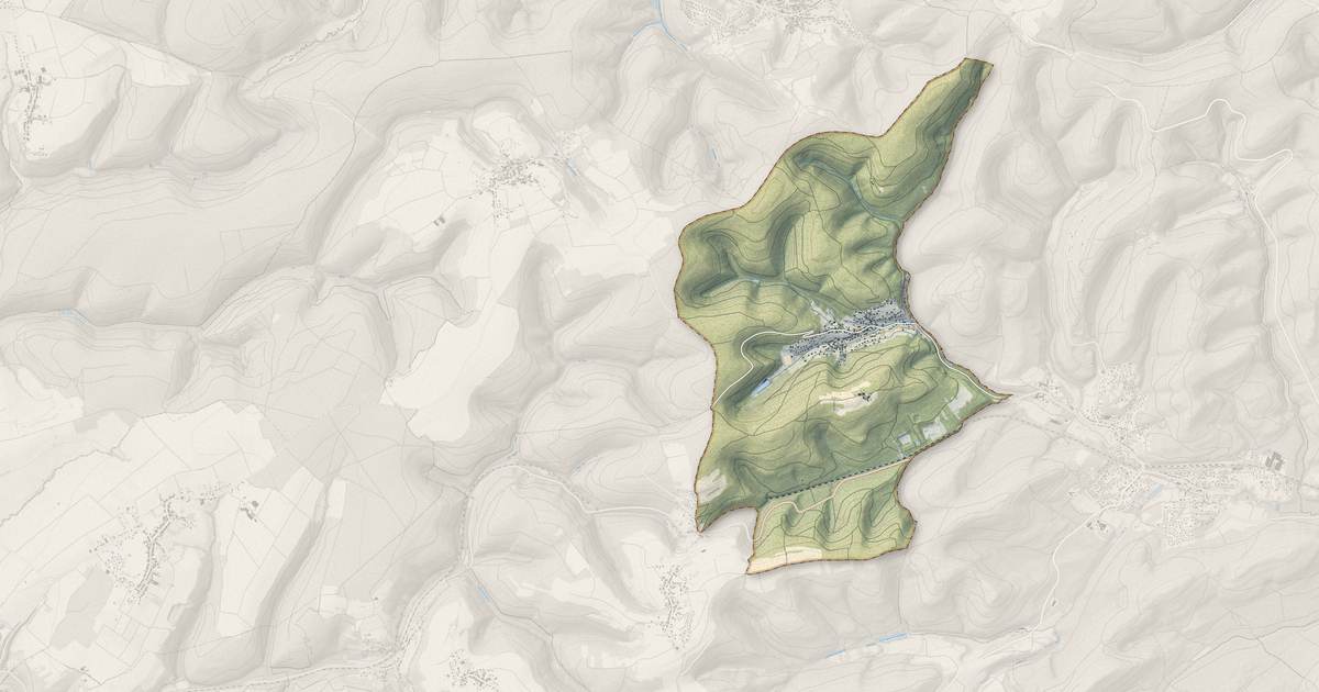 Portrait cartographique de Rosteig : relief, eau, forêts, bâti et voies, calculés à partir des données de l'IGN