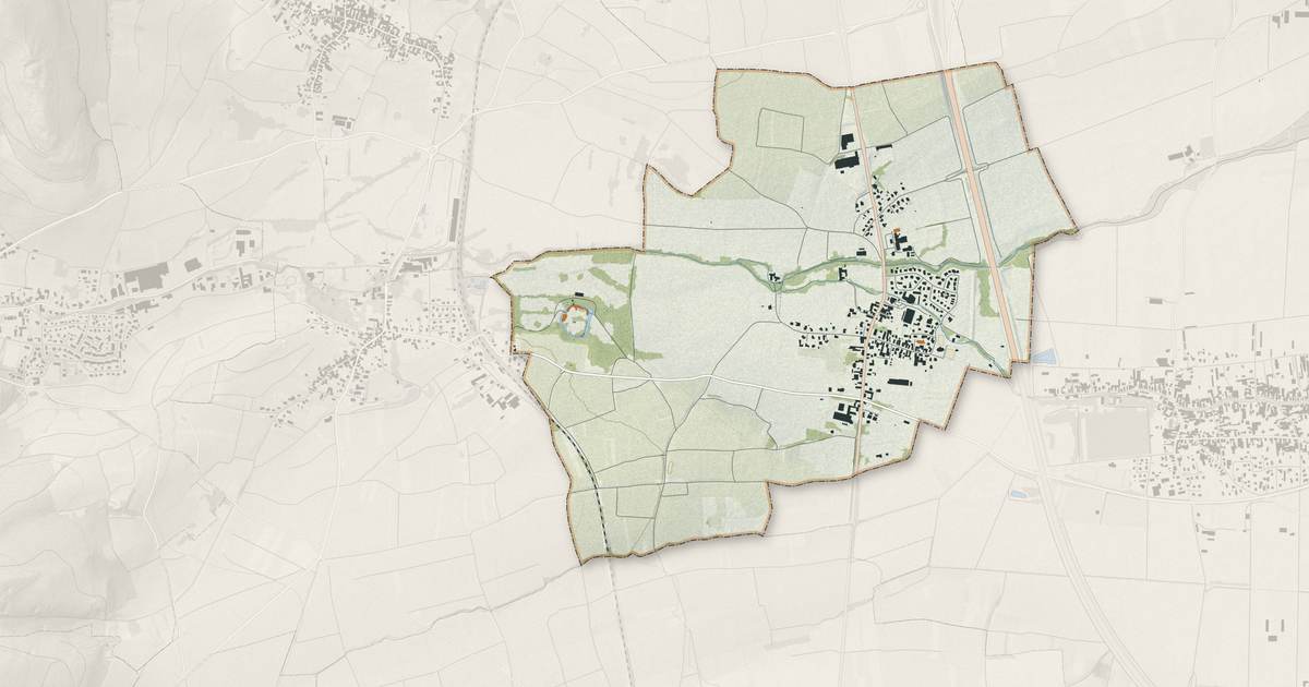 Portrait cartographique de Saint-Pierre : relief, eau, forêts, bâti et voies, calculés à partir des données de l'IGN