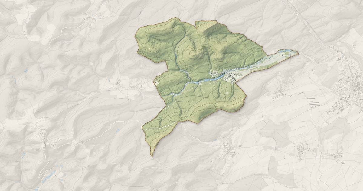Portrait cartographique de Sparsbach : relief, eau, forêts, bâti et voies, calculés à partir des données de l'IGN