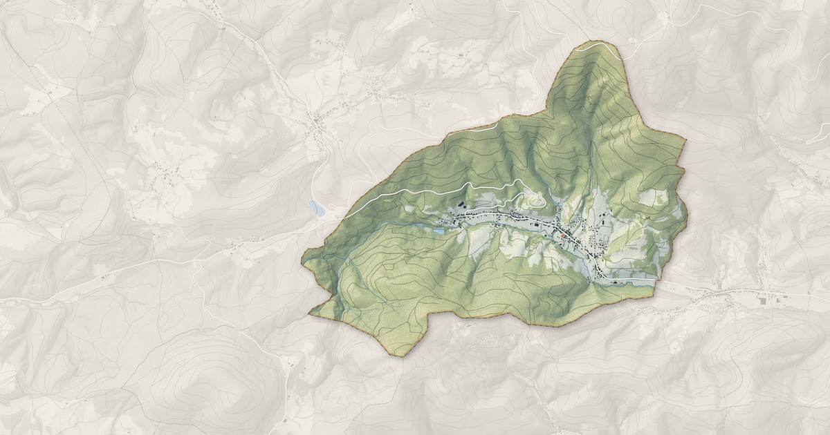 Portrait cartographique de Steige : relief, eau, forêts, bâti et voies, calculés à partir des données de l'IGN