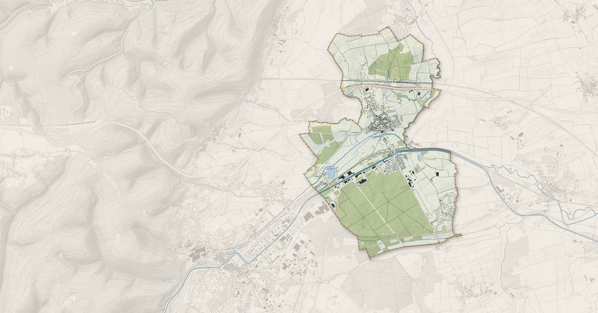 Portrait cartographique de Steinbourg : relief, eau, forêts, bâti et voies, calculés à partir des données de l'IGN