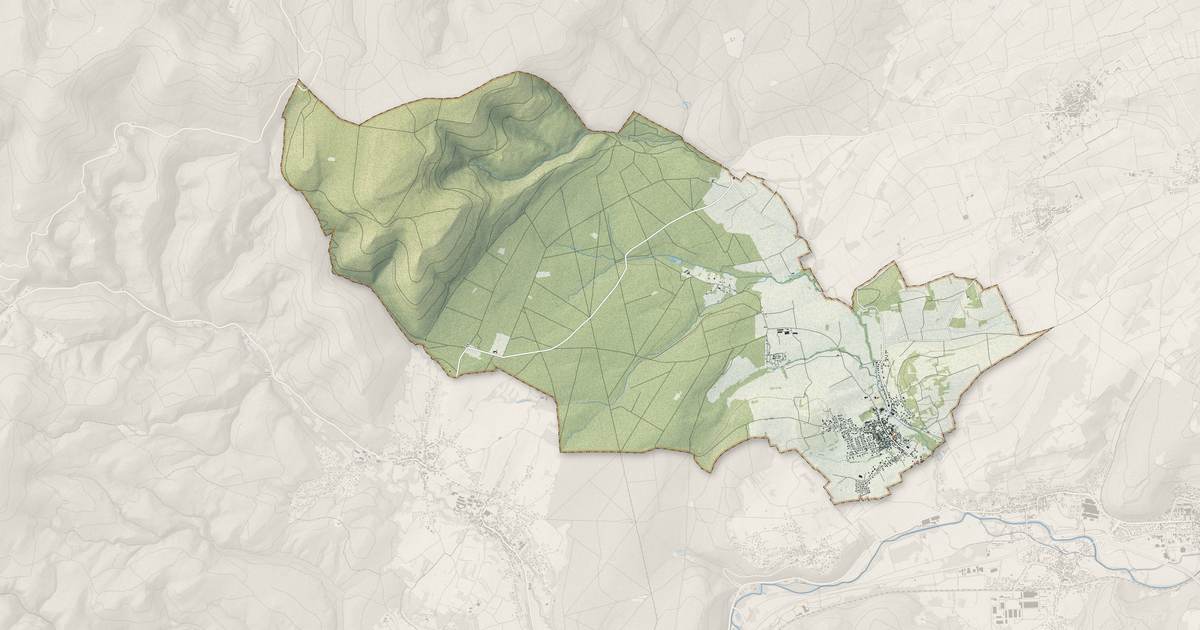 Portrait cartographique de Still : relief, eau, forêts, bâti et voies, calculés à partir des données de l'IGN
