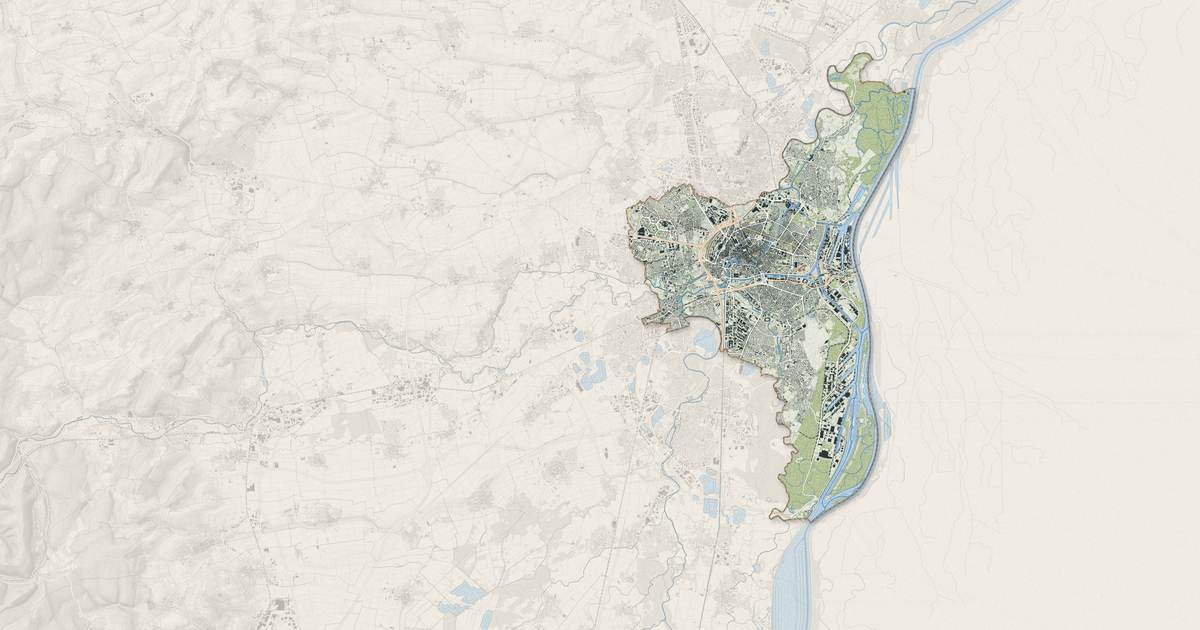 Portrait cartographique de Strasbourg : relief, eau, forêts, bâti et voies, calculés à partir des données de l'IGN
