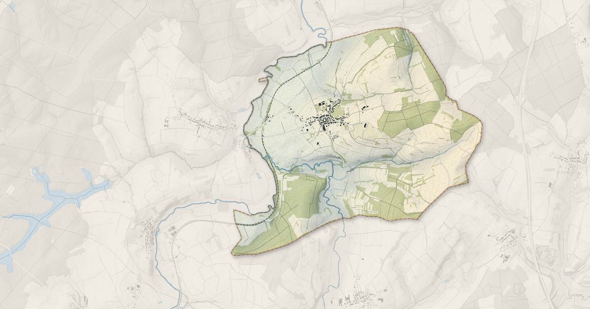 Portrait cartographique de Wolfskirchen : relief, eau, forêts, bâti et voies, calculés à partir des données de l'IGN