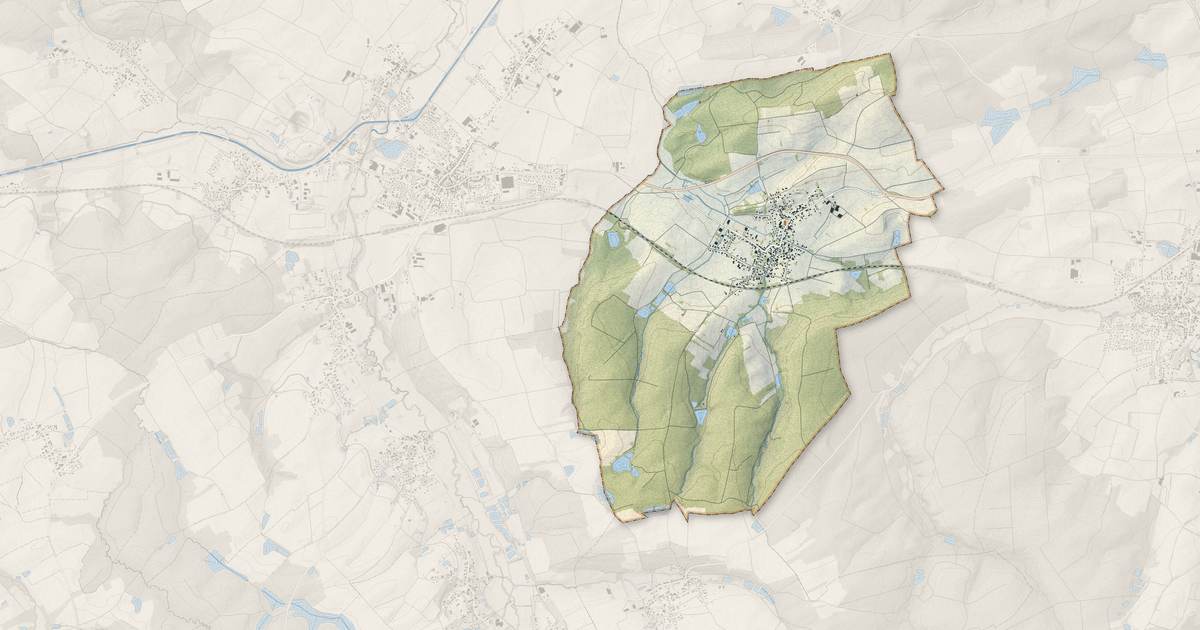 Portrait cartographique de Ballersdorf : relief, eau, forêts, bâti et voies, calculés à partir des données de l'IGN