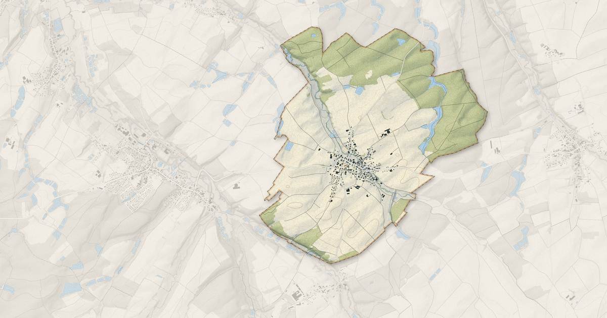 Portrait cartographique de Bisel : relief, eau, forêts, bâti et voies, calculés à partir des données de l'IGN