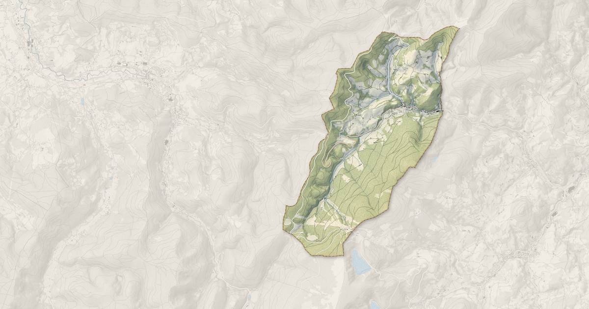 Portrait cartographique de Le Bonhomme : relief, eau, forêts, bâti et voies, calculés à partir des données de l'IGN