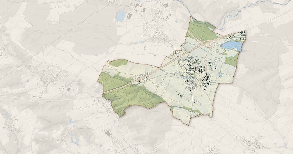 Portrait cartographique de Burnhaupt-le-Bas : relief, eau, forêts, bâti et voies, calculés à partir des données de l'IGN