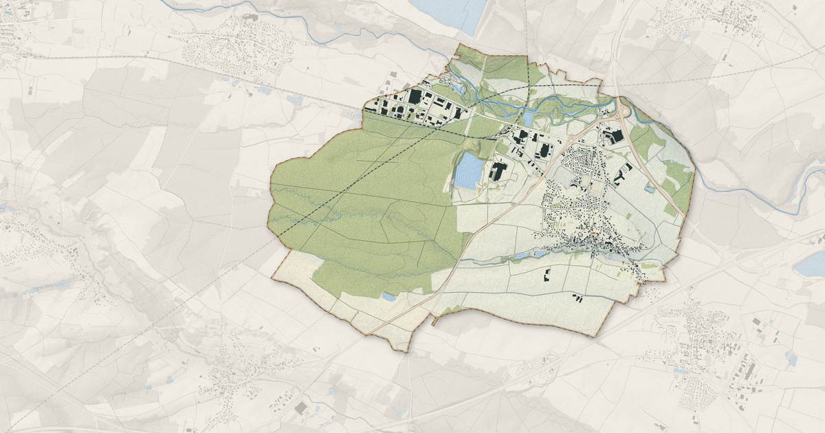 Portrait cartographique de Burnhaupt-le-Haut : relief, eau, forêts, bâti et voies, calculés à partir des données de l'IGN