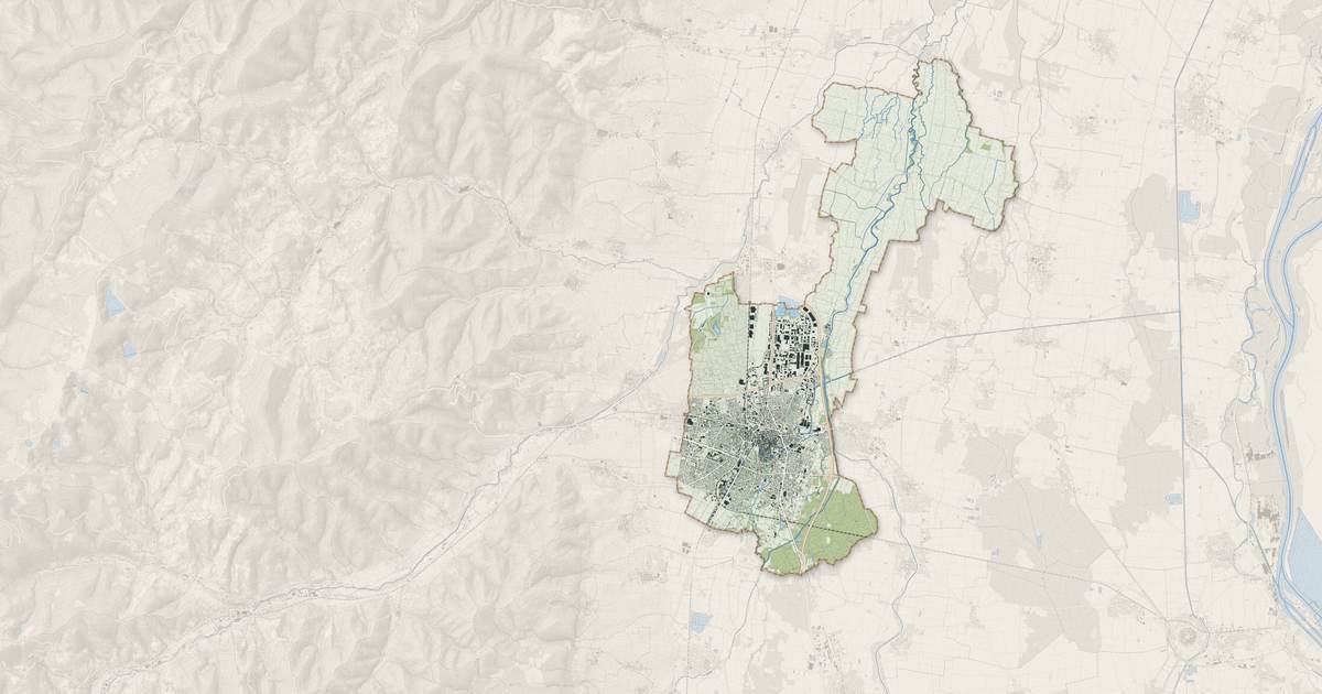 Portrait cartographique de Colmar : relief, eau, forêts, bâti et voies, calculés à partir des données de l'IGN