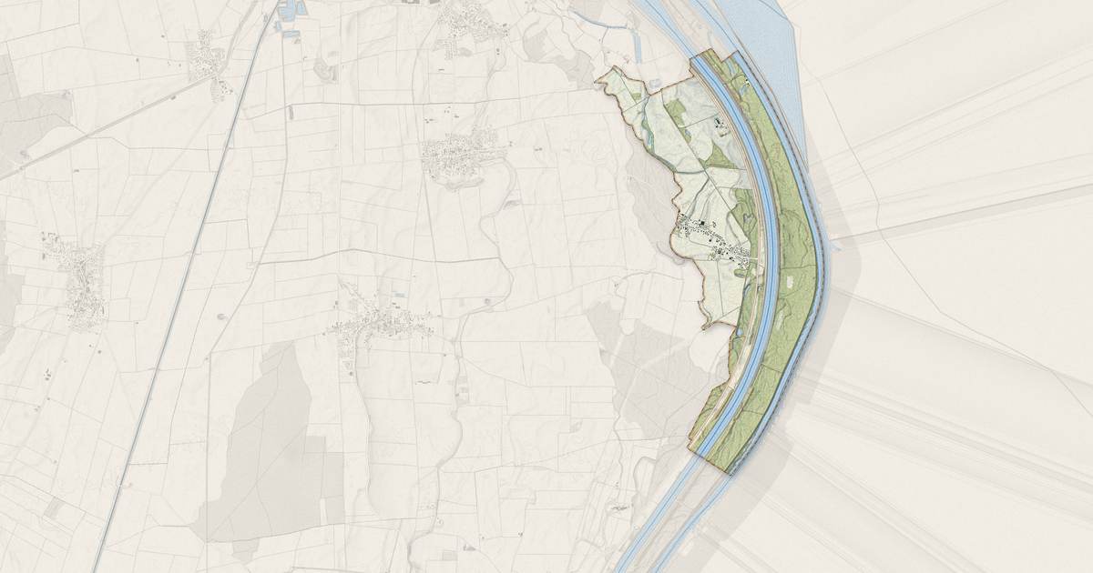 Portrait cartographique de Geiswasser : relief, eau, forêts, bâti et voies, calculés à partir des données de l'IGN