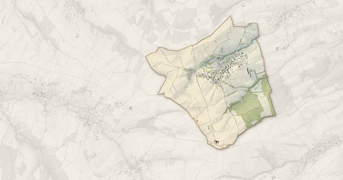 Portrait cartographique de Helfrantzkirch : relief, eau, forêts, bâti et voies, calculés à partir des données de l'IGN
