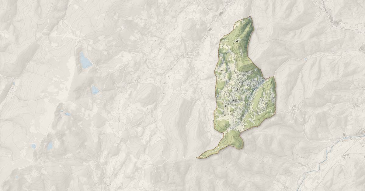 Portrait cartographique de Labaroche : relief, eau, forêts, bâti et voies, calculés à partir des données de l'IGN