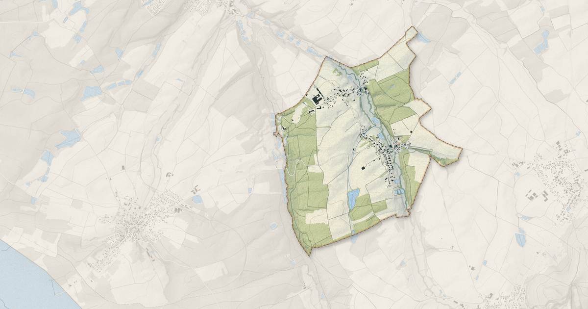 Portrait cartographique de Mooslargue : relief, eau, forêts, bâti et voies, calculés à partir des données de l'IGN