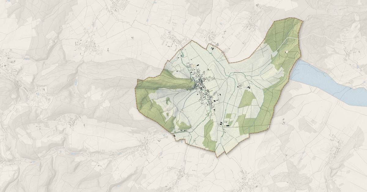 Portrait cartographique de Oltingue : relief, eau, forêts, bâti et voies, calculés à partir des données de l'IGN