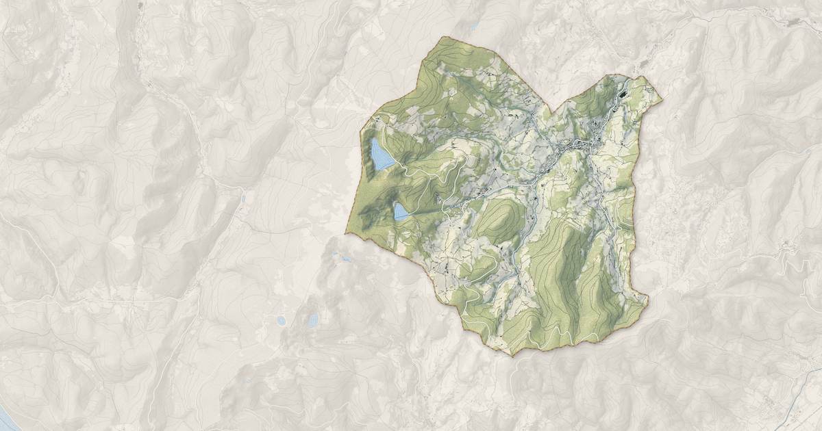 Portrait cartographique de Orbey : relief, eau, forêts, bâti et voies, calculés à partir des données de l'IGN