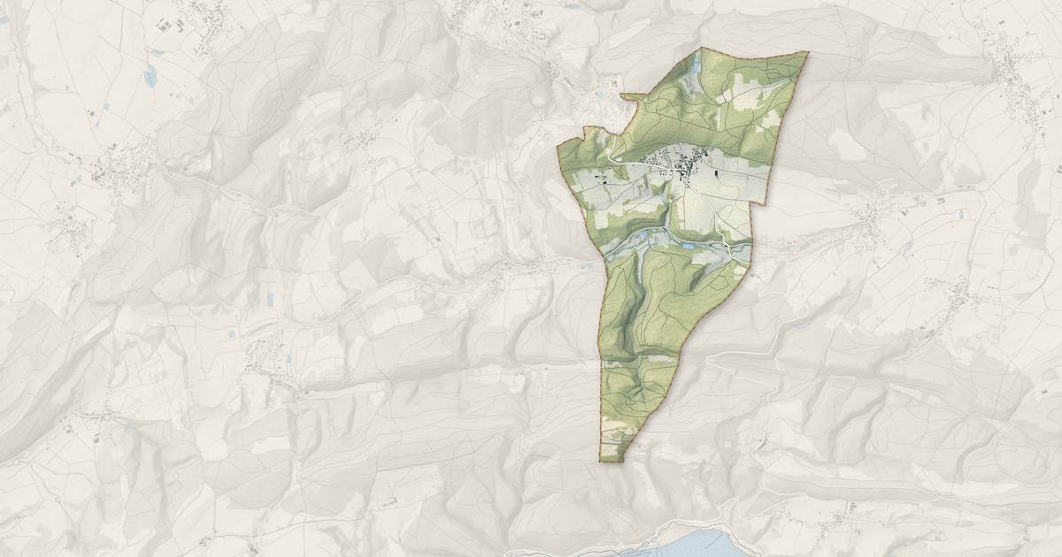 Portrait cartographique de Sondersdorf : relief, eau, forêts, bâti et voies, calculés à partir des données de l'IGN