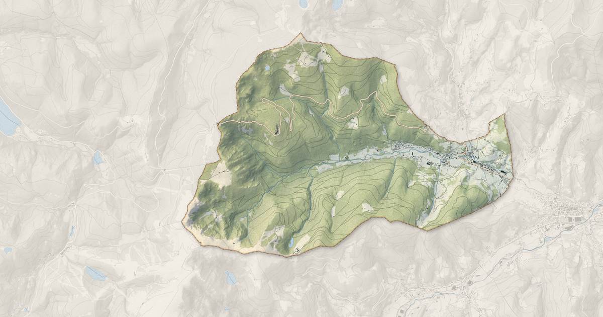 Portrait cartographique de Stosswihr : relief, eau, forêts, bâti et voies, calculés à partir des données de l'IGN